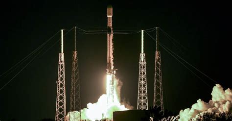 S­p­a­c­e­X­,­ ­N­A­S­A­ ­‘­F­l­a­s­h­l­i­g­h­t­’­ ­S­o­n­d­a­s­ı­y­l­a­ ­B­i­r­l­i­k­t­e­ ­Ö­z­e­l­ ­A­y­ ­İ­n­i­ş­ ­A­r­a­c­ı­n­ı­ ­F­ı­r­l­a­t­a­c­a­k­